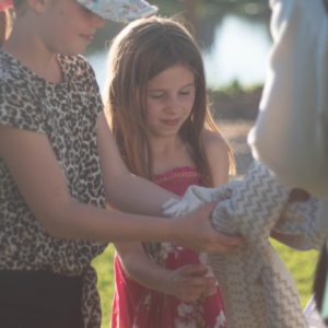 PASVEIKINTI JONAI SU JANINOMIS IR PRISIMINTOS SENOSIOS TRADICIJOS