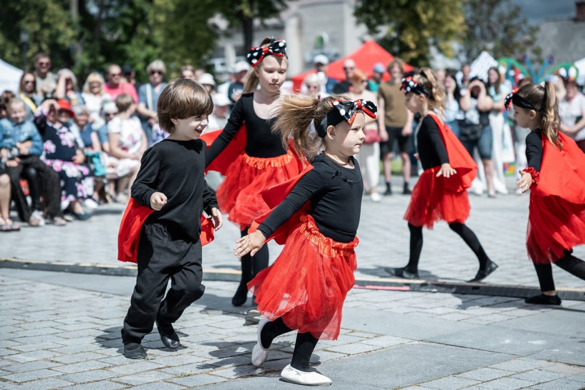 VAIKŲ IR JAUNIMO KONCERTAS / ŽAGARĖS VYŠNIŲ FESTIVALIS 2024