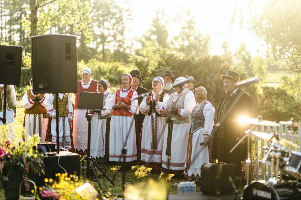 NAKTIGONĖ – NEPAMIRŠTAMAS, ŠVENTAS IR TIKRAS VAKARAS