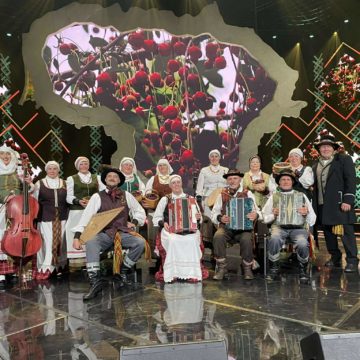 „DUOKIM GARO!” FILMAVIME ŽAGARĖS KULTŪROS CENTRO KOLEKTYVAI