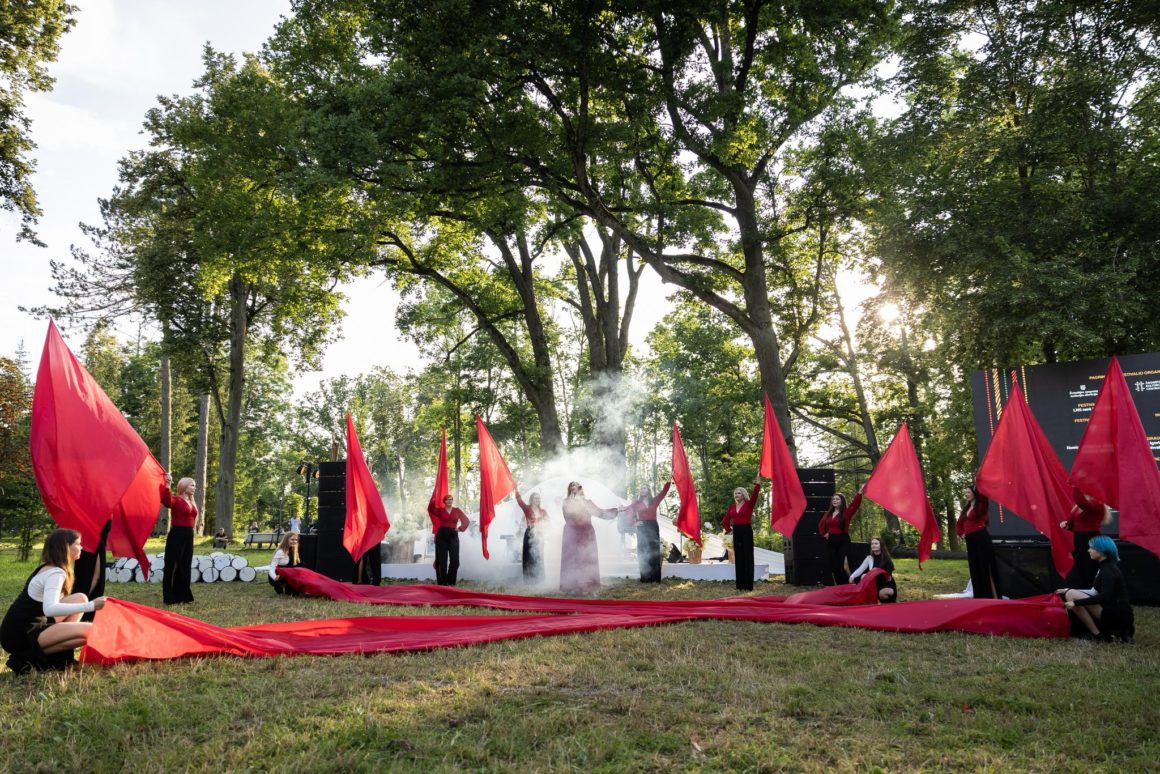 ŽAGARĖS VYŠNIŲ FESTIVALIO „AFRIKA“ ATIDARYMAS / ŽAGARĖS VYŠNIŲ FESTIVALIS 2025