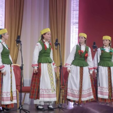 MŪSŲ JAUNOSIOS TRADICIJŲ SAUGOTOJOS VILNIUJE