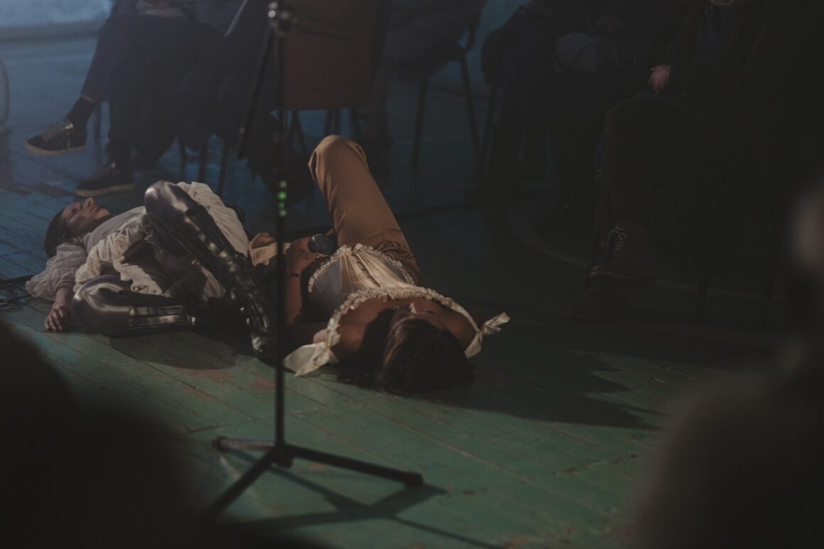 574877641_1272926644875992_764671501415848799_n „LONGING“ ŽAGARĖS SINAGOGOJE