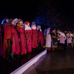 597867743_1302135945288395_2626190445344713405_n ŽAGARĖS MIESTO KALĖDŲ EGLUTĖS ĮŽIEBIMAS / DIDŽIOJI KALĖDŲ ŠVENTĖ