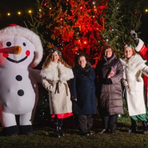 599684709_1308896487945674_3773119920102437421_n GAIŽAIČIŲ KALĖDINĖS EGLUTĖS ĮŽIEBIMAS