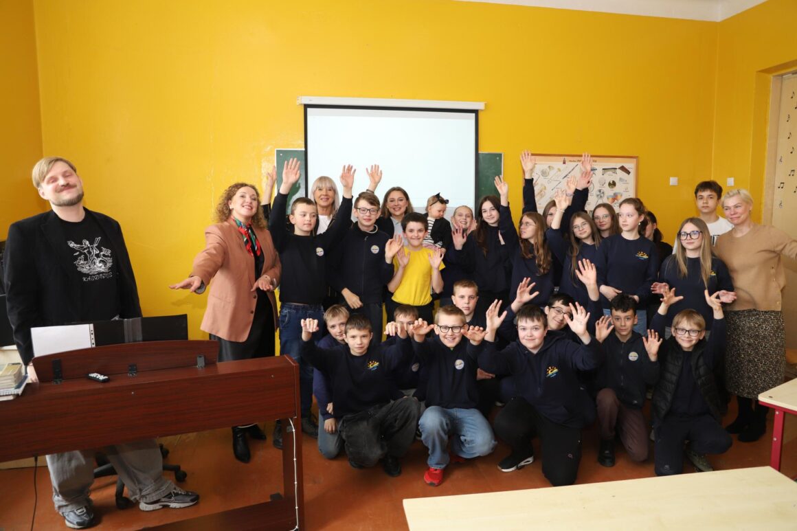 MUZIKOS PAMOKA KITAIP