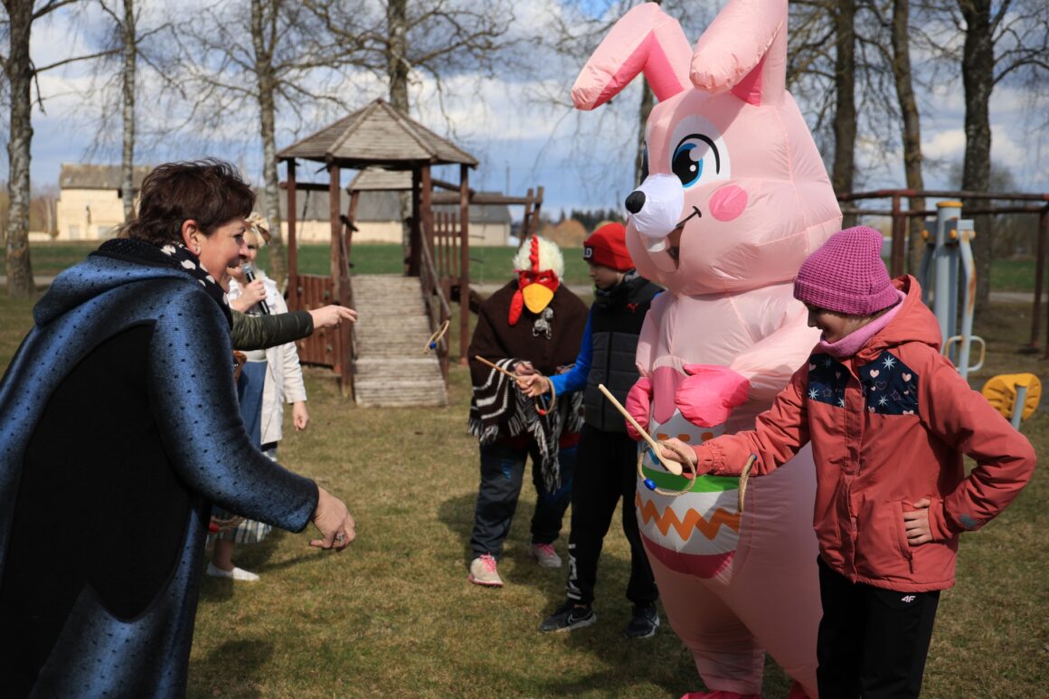 ATVELYKIS ŽAGARĖJE IR JUODEIKIUOSE