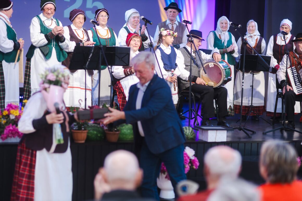 747613398_1490171679818153_7738860689299342666_n ŽAGARĖS KAPELOS „ŠVĖTĖ“ JUBILIEJINIS KONCERTAS