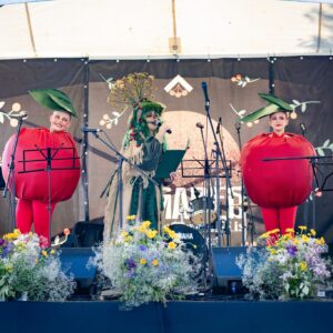 01 PAGRINDINE FOTO MUGĖ, KAPELOS, EDUKACIJOS / ŽAGARĖS VYŠNIŲ FESTIVALIS 2026