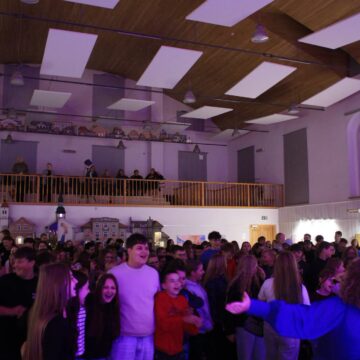 01 PAGRINDINE FOTO NETRADICINĖ MUZIKOS PAMOKA JONIŠKYJE