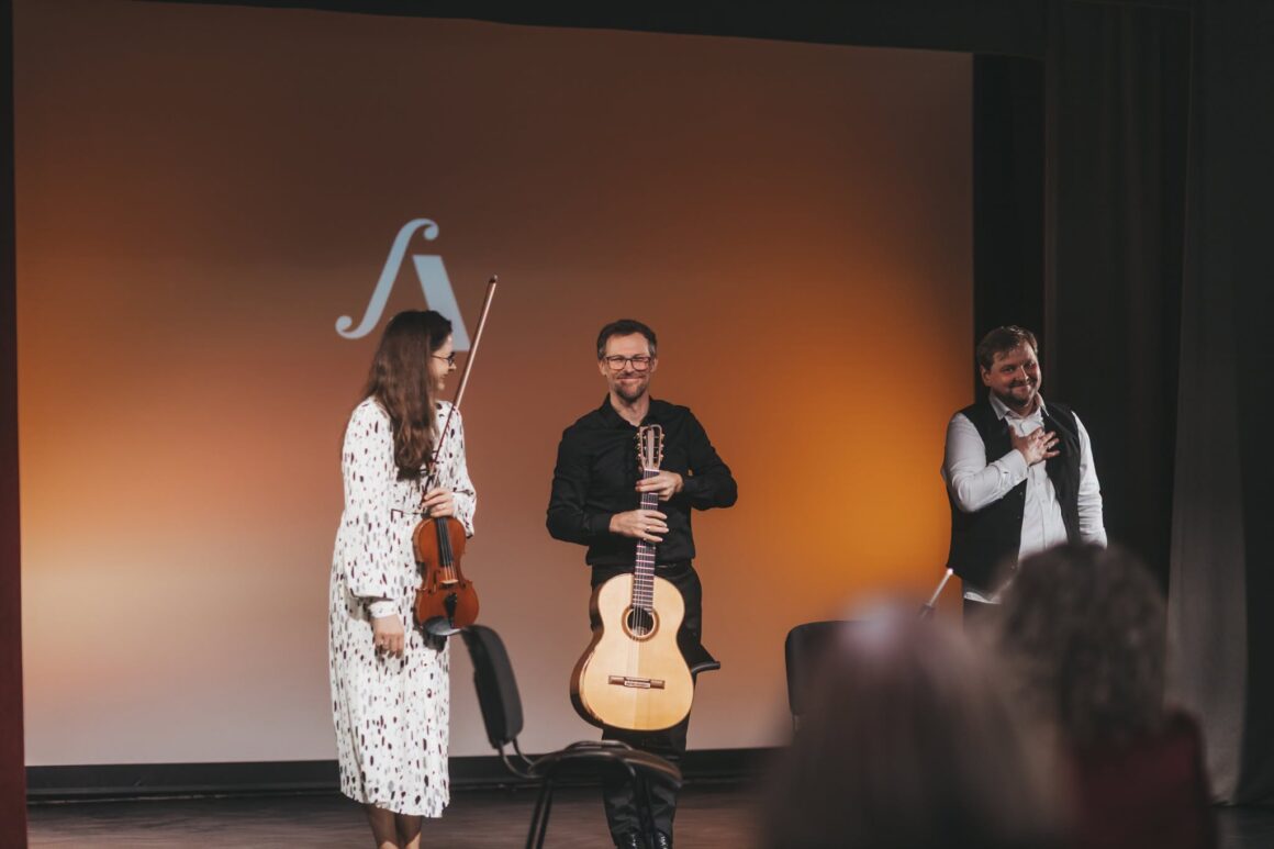 849694559_1111287701780095_4147472318870411497_n JAŠA HEIFETZ. BERNIUKO IŠ VILNIAUS ISTORIJA